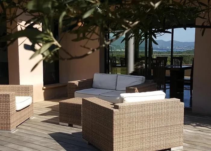 Domaine Les Hauts De Capicciola Pinarellu