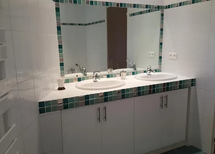 Domaine Les Hauts De Capicciola וילה